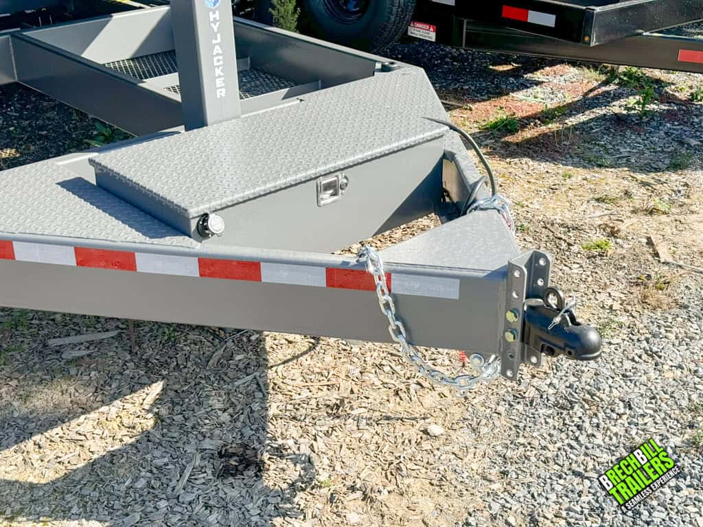 Htone gray frame on the Bwise DLP14-15 dump trailer.