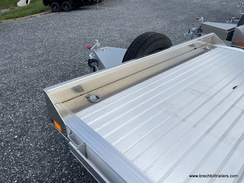 DECK OVER ALUMINUM EQUIPMENT TRAILER LADDER RAMPS