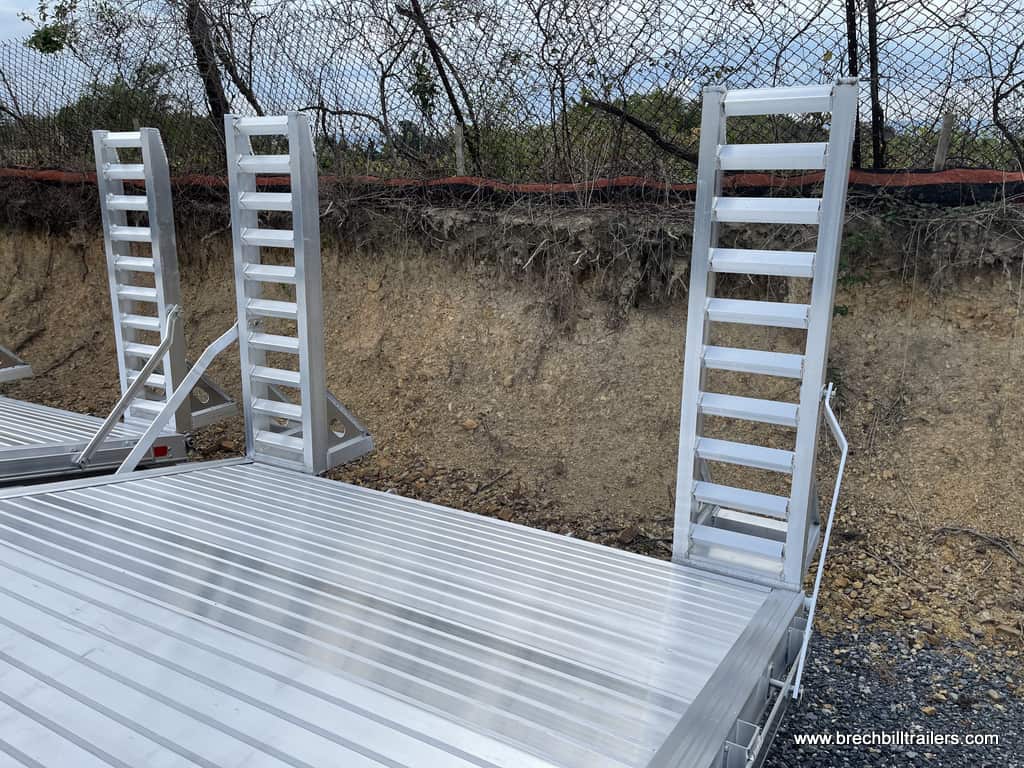 DECK OVER ALUMINUM EQUIPMENT TRAILER LADDER RAMPS