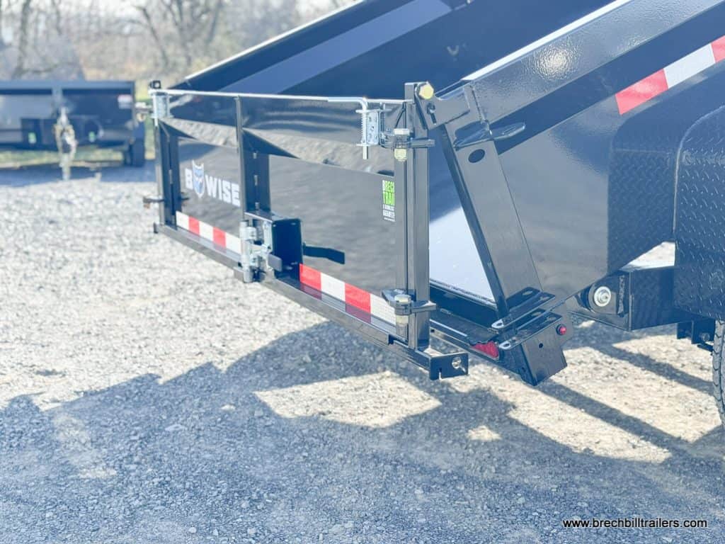 Spread gate opening on the Bwise LP LE 12K Low Pro Dump Trailer