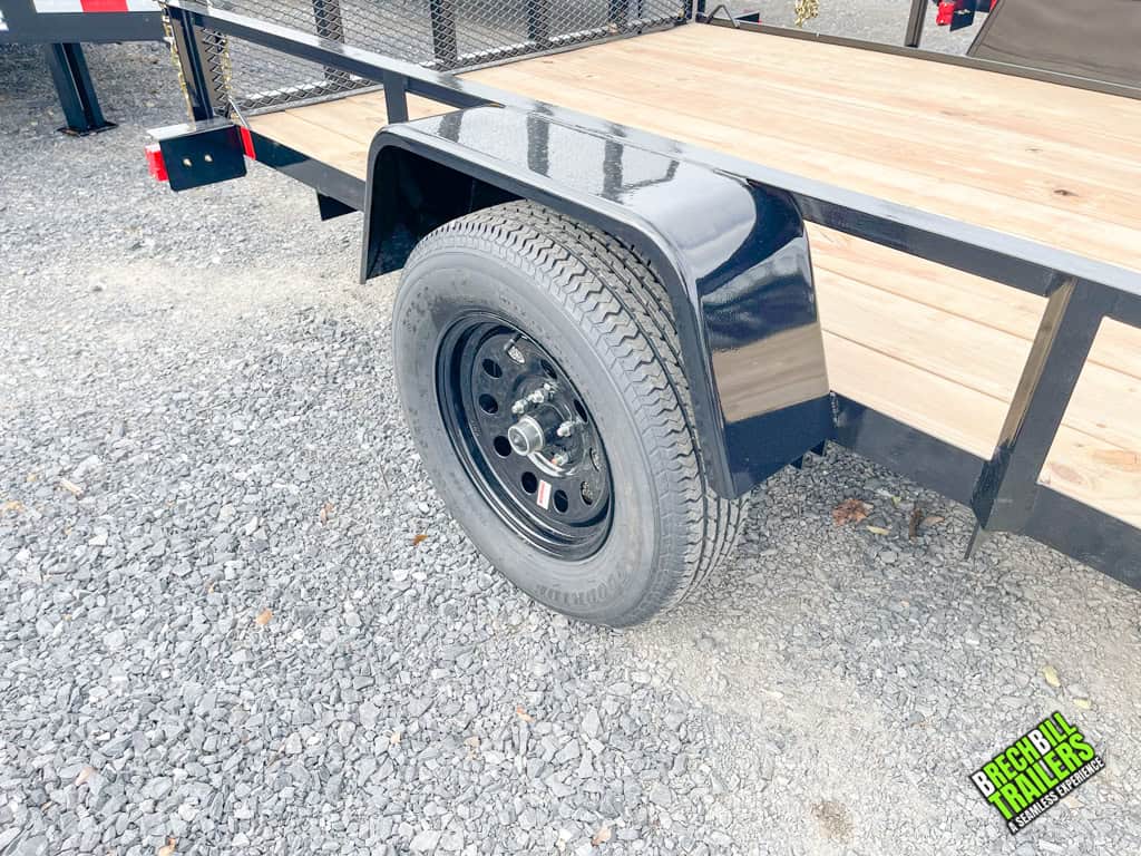 Close up view of the wheel and fender.