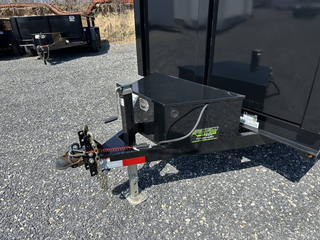 The trailer coupler.