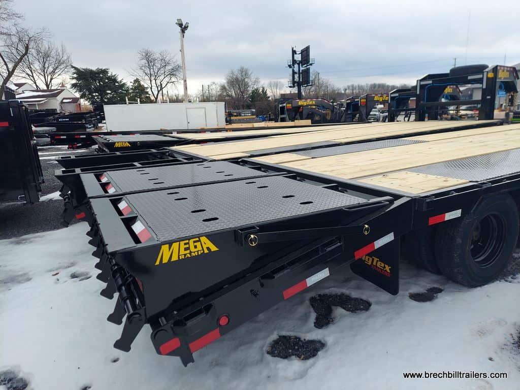 heavy duty big black deck over gooseneck equipment flat deck trailer