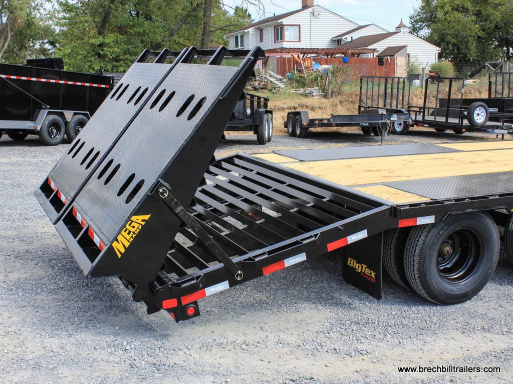 HEAVY DUTY BLACK DECK OVER BIG TEX GOOSENECK TRAILER FOR SALE