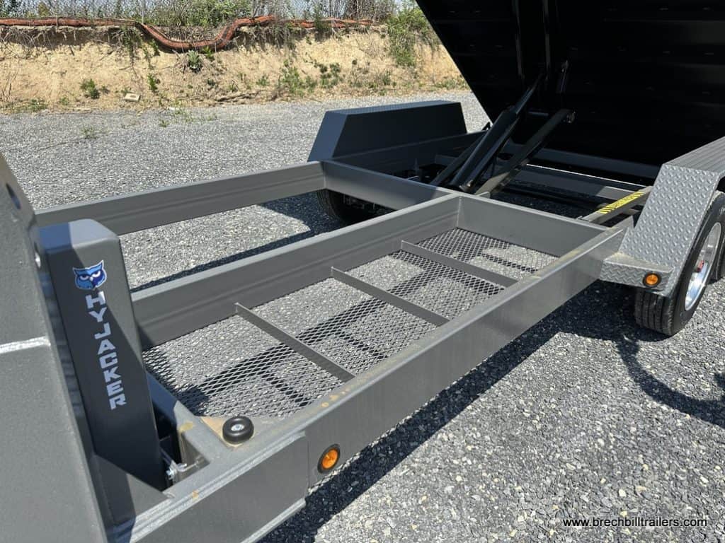 Gray frame closeup view.