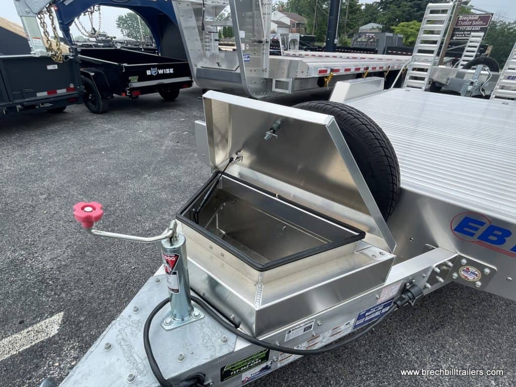 The toolbox open for display.