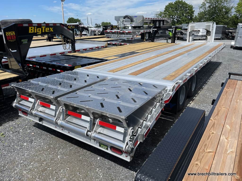 EBY 25K Deck-Over Gooseneck Equipment Trailer 30’x102″ (GN25K30)