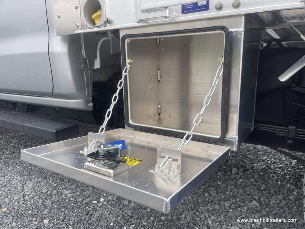 Toolbox on the truck bed