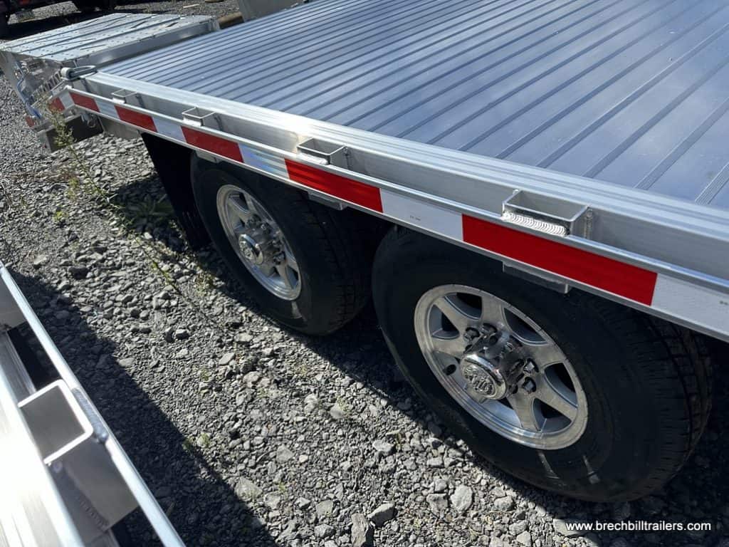 New wheels on the trailer.