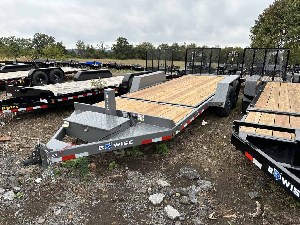 Bwise TH Series Hydraulic Tilt Deck Trailer 82″x20’x15K (TH20-15) parked in the lot