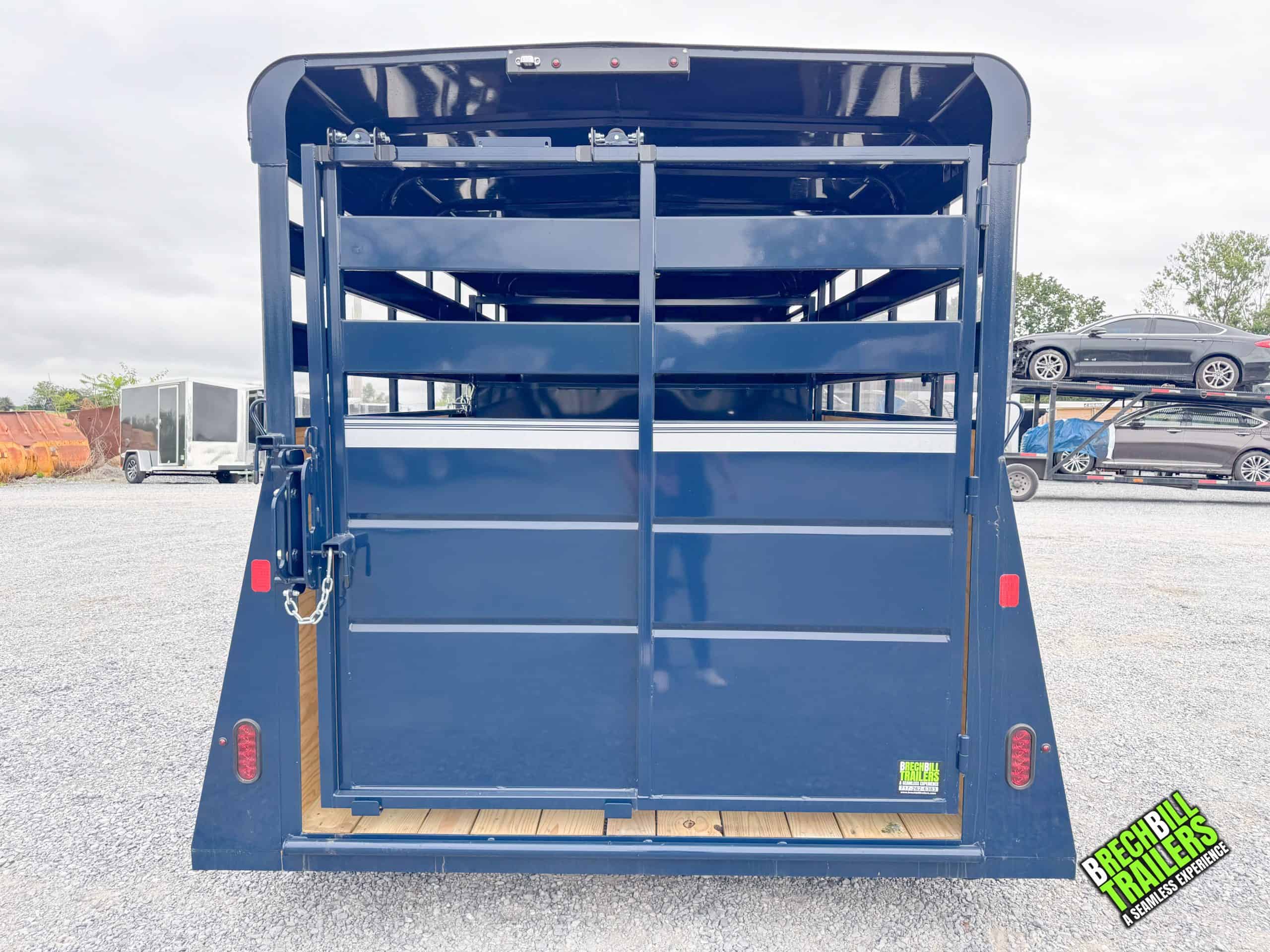 16×7 Horse Livestock Trailer photo 4