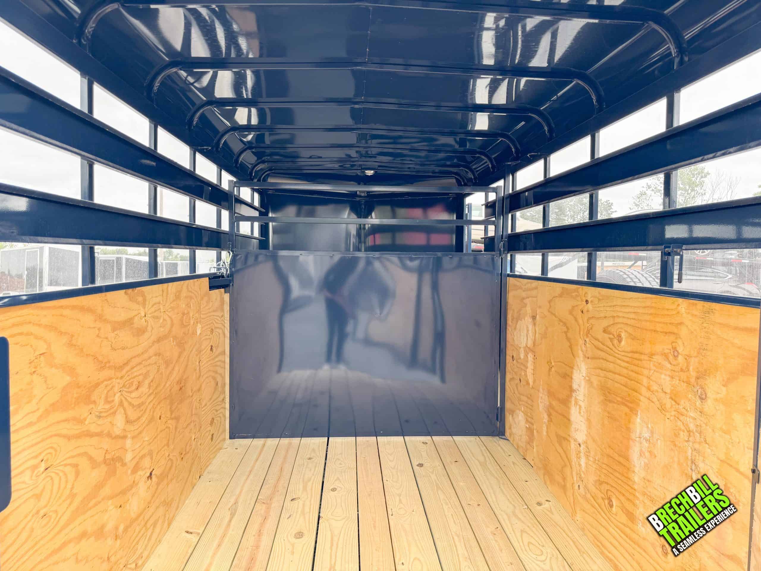 16×7 Horse Livestock Trailer photo 7
