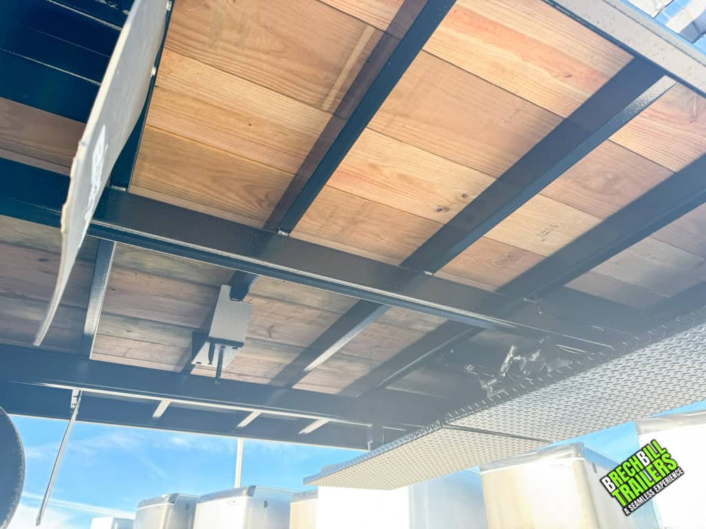 Bottom view of Bwise THD22-15 crossmembers and wooden deck.