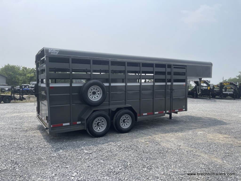 Valley 12K Gooseneck Stock Trailer side view