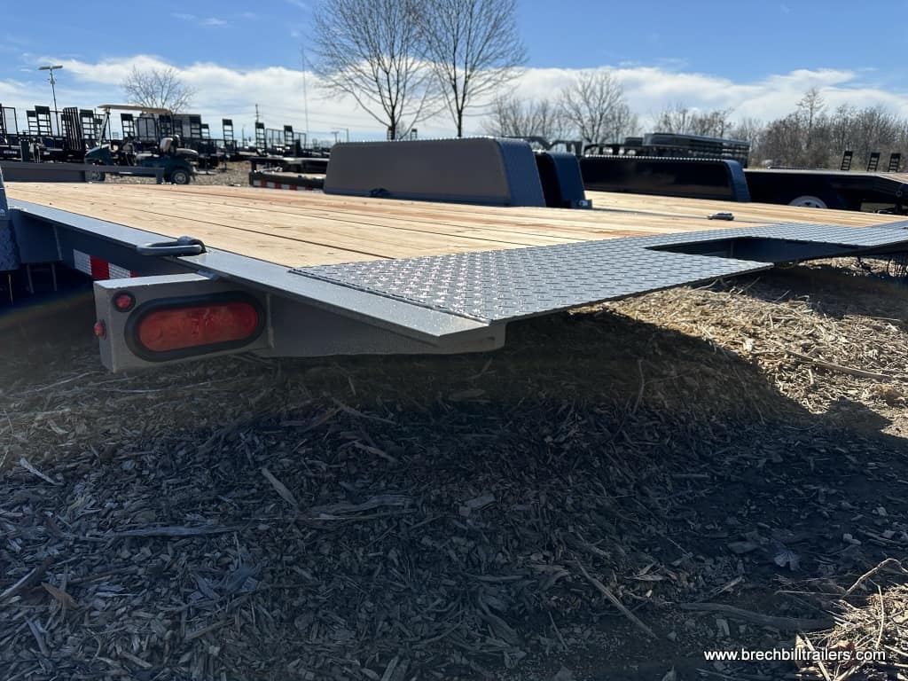 Closeup view of the trailer ramps