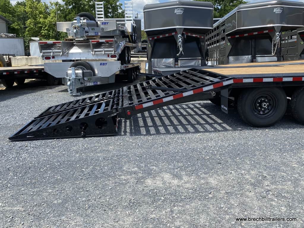 Ramps down on the trailer