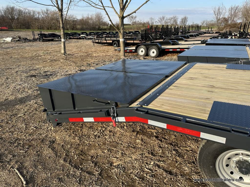 Ramps on the trailer