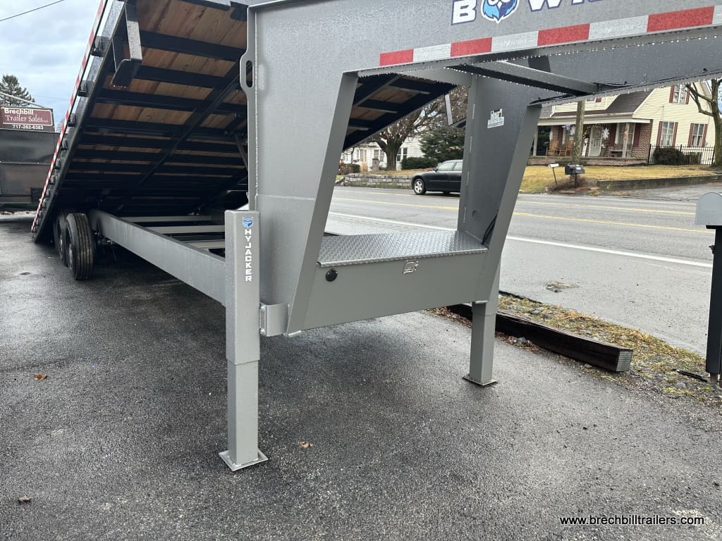 Gray frame and gooseneck on the Bwise THDG24-19