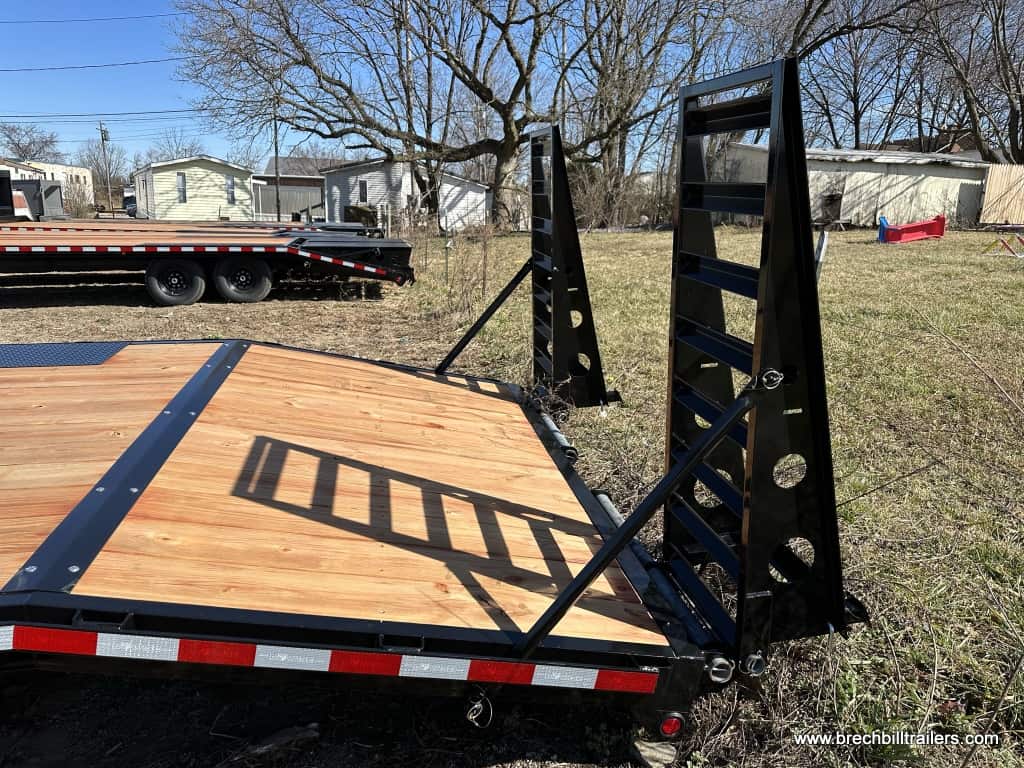 Ramps on the trailer
