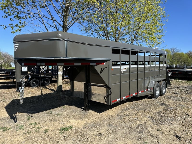Valley 12K Gooseneck Stock Trailer 6’8″x18' (76818)