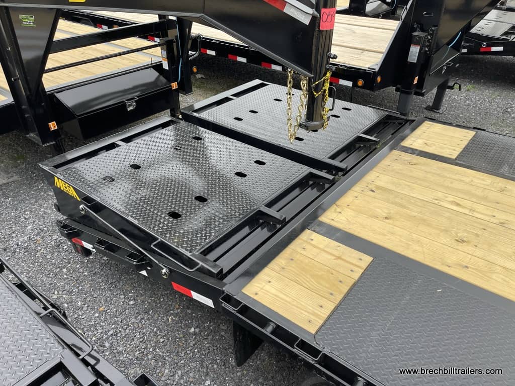 Big Tex 24K Tandem Dual Wheel Gooseneck Trailer 8.5’x25'