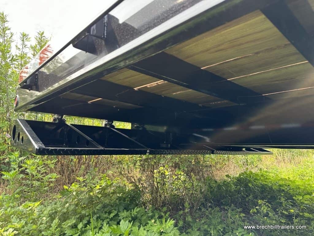 Under the Bwise 15.4K Hydraulic Tilt-Deck Trailer 102″x24’ (THD24-15)