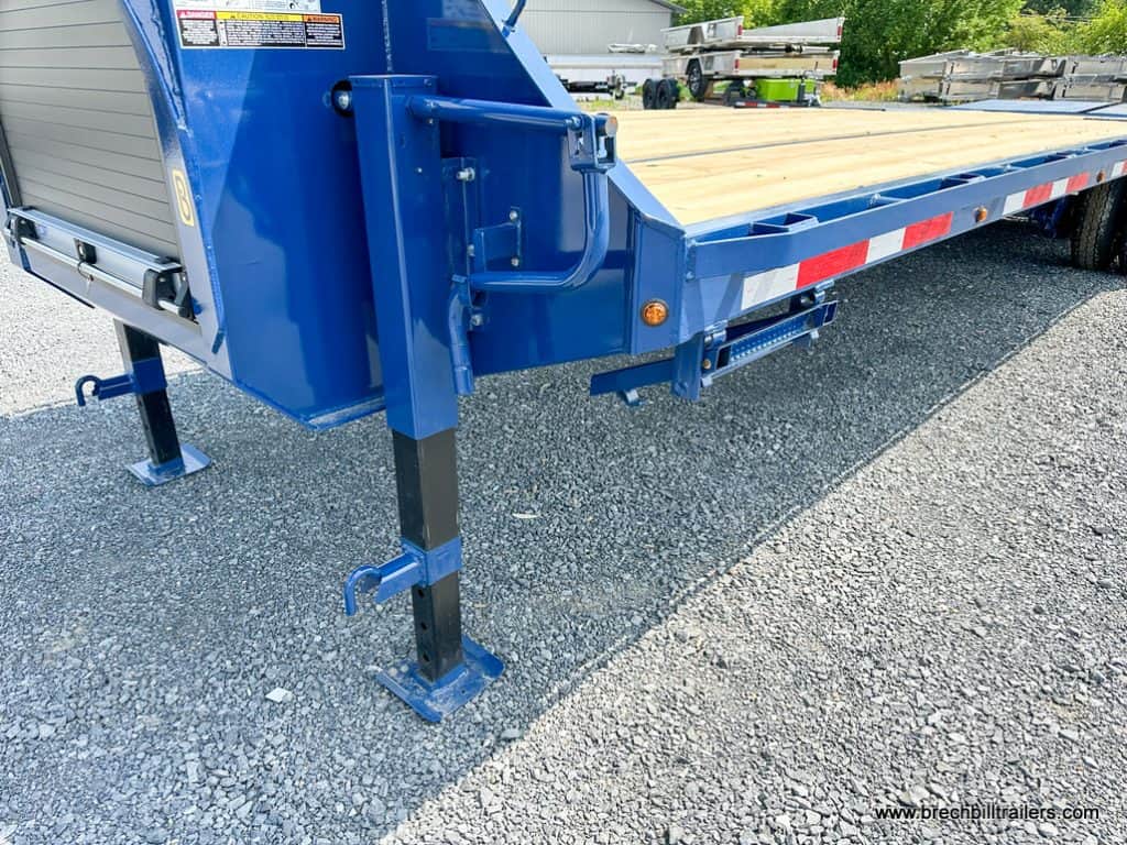 Trailer parked and sitting on its dual jack stands.