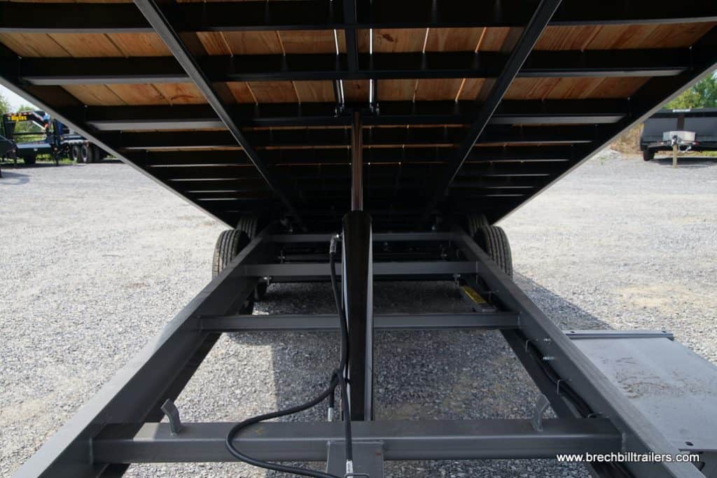 The hydraulic cylinder on the Bwise 16.8K Hydraulic Tilt-Deck Trailer