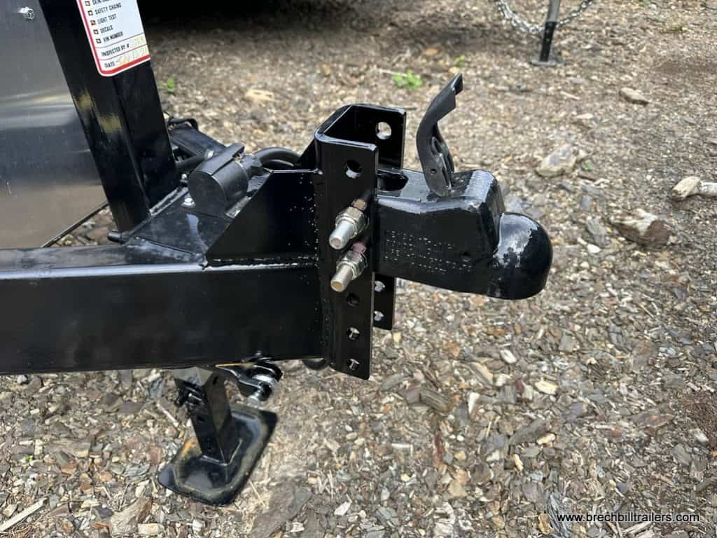 Trailer coupler.