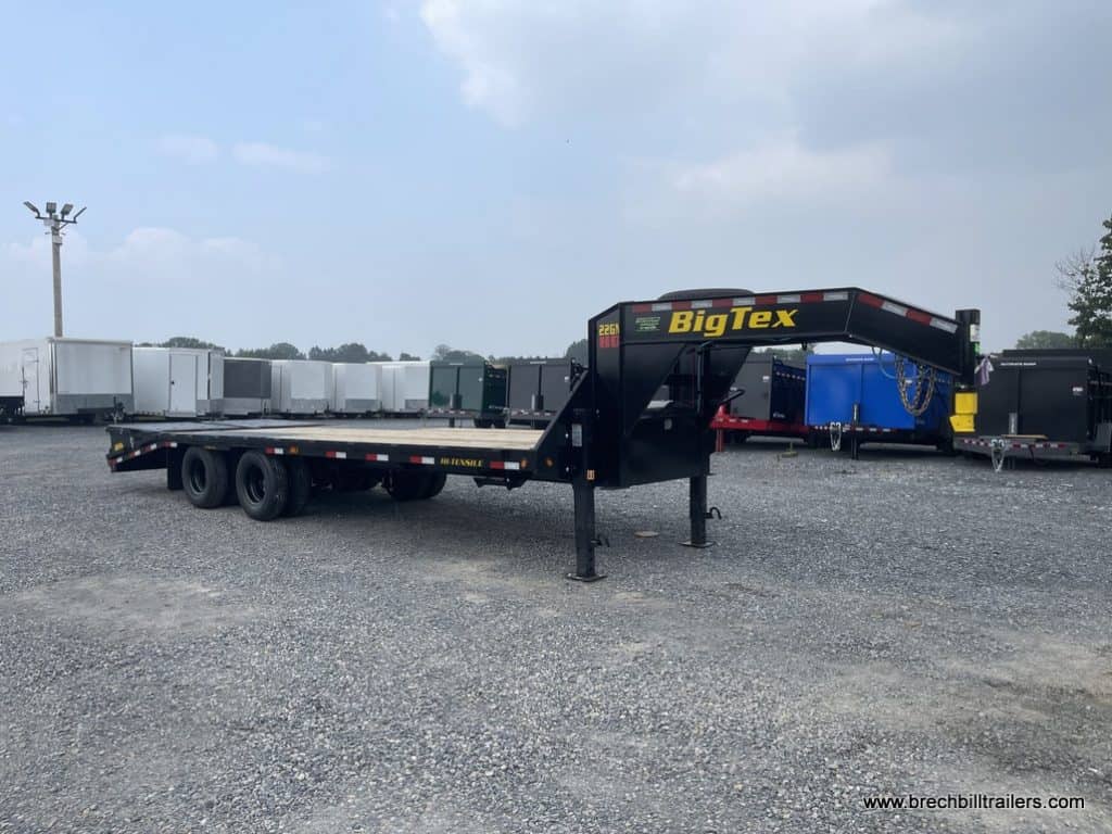 Front of a 25ft Big Tex 23.9K Tandem Dual Gooseneck Trailer