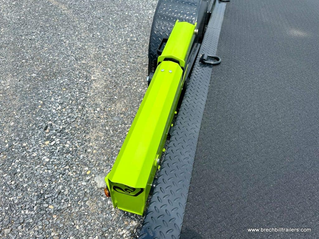 Showing the FlatTrak Custom Axle System