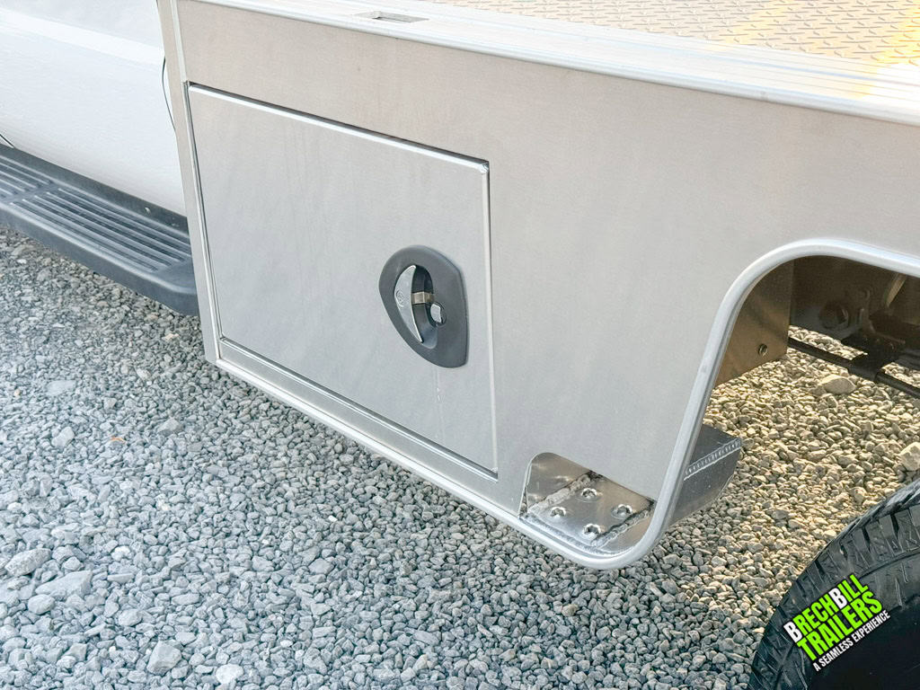 Tool box on the EBY Free Country truck bed