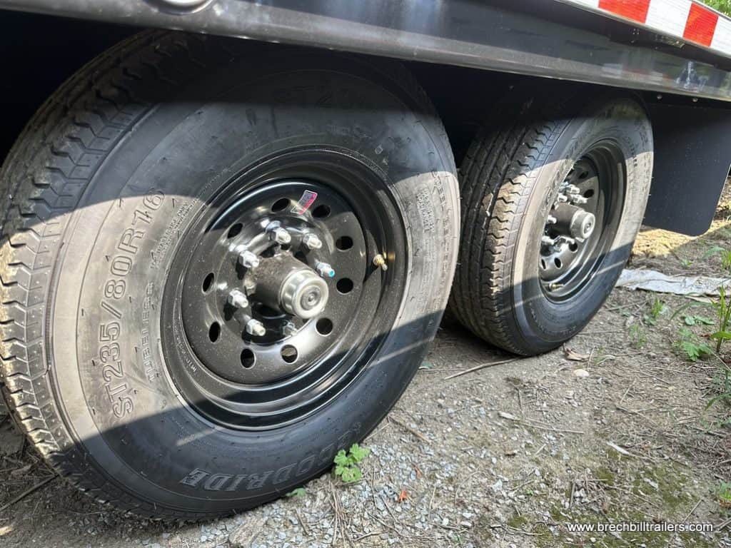 Black wheels on the trailer.