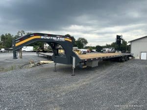 Southland 29K Tandem Dual Gooseneck Trailer parked at the dealership.