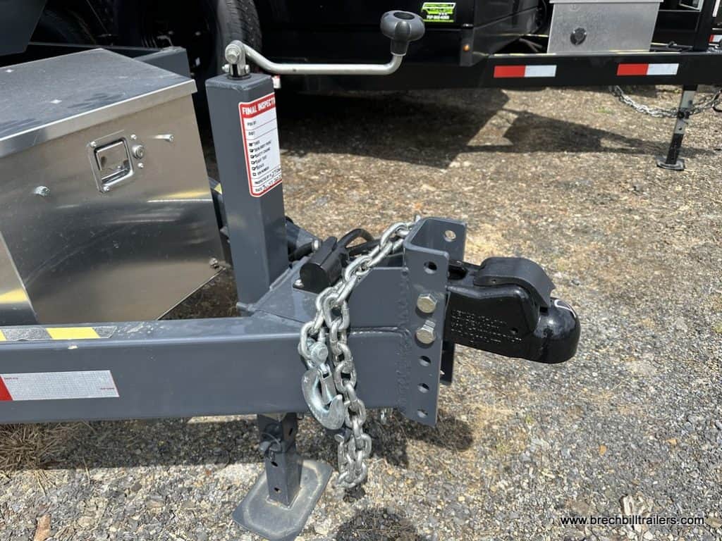 The trailer coupler.