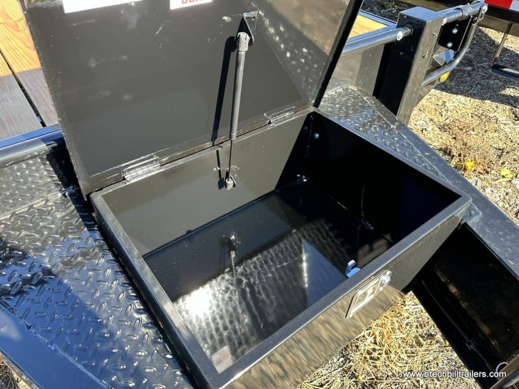 Tool/storage box on the trailer.