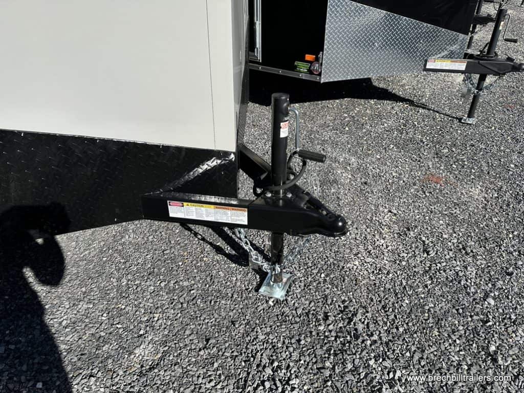 The trailer coupler detached.