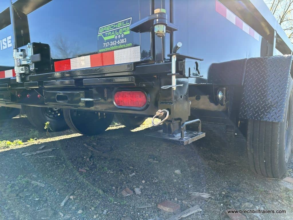 Brake light and stabilizer leg on the trailer.