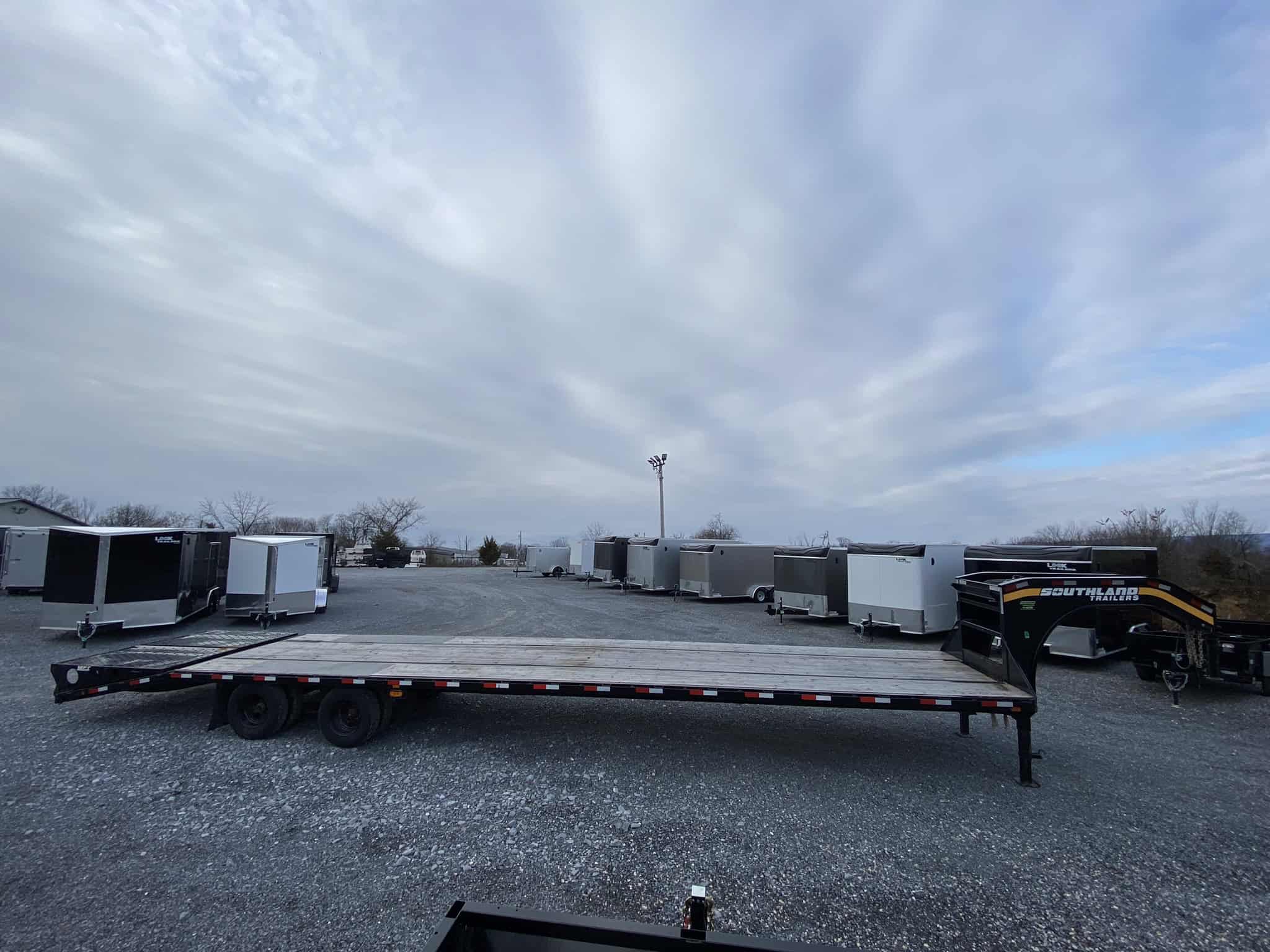 Gooseneck Trailer photo 4