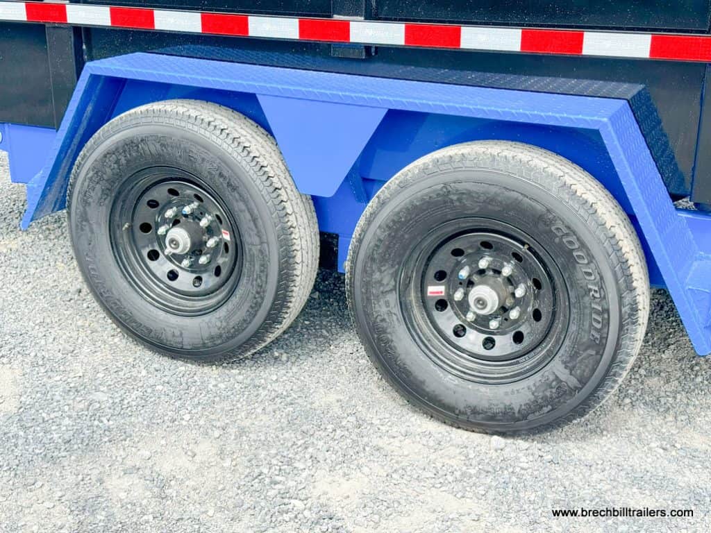 New black wheels on the trailer.