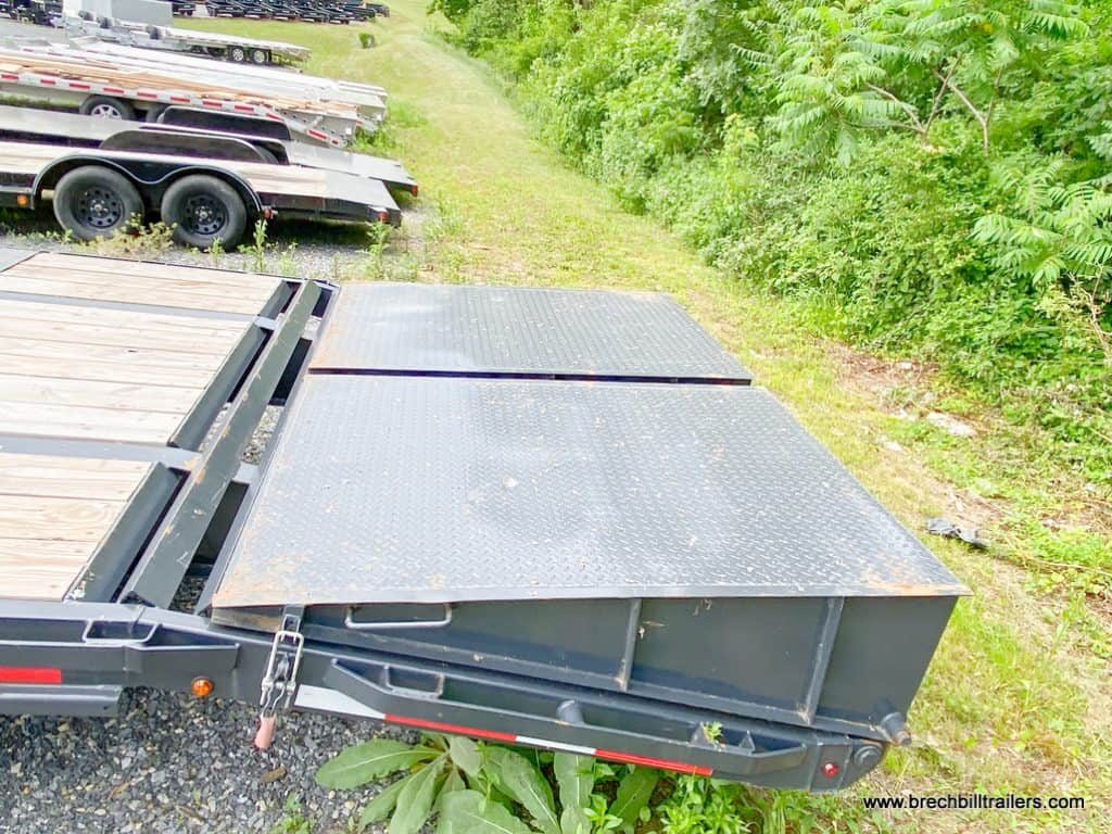 Ramps on the Used Belmont 26K Heavy Duty Gooseneck Trailer