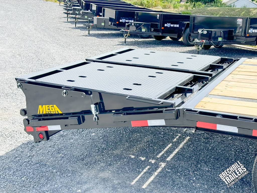 Black ramps on the Big Tex.