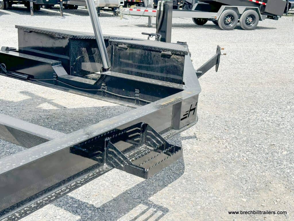 Black frame on the Horizon HD 14k Dump Trailer