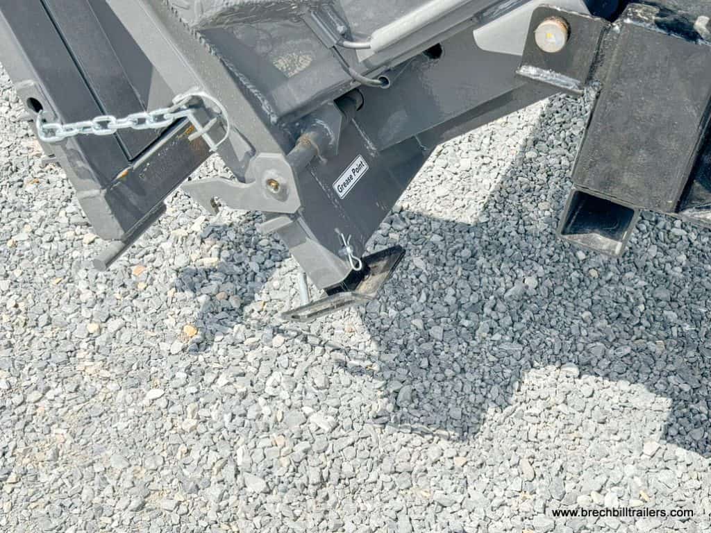 Horizon HD 14k Dump Trailer close up view of gate.