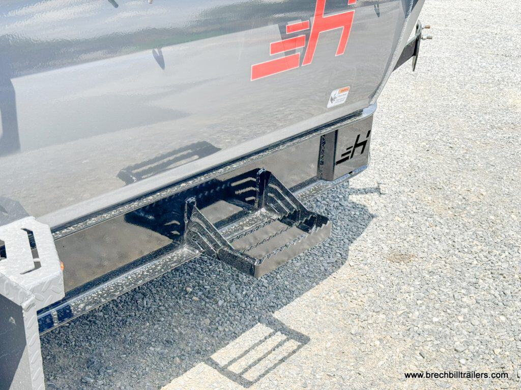 Closeup of the black and gray Horizon HD 14k Dump Trailer