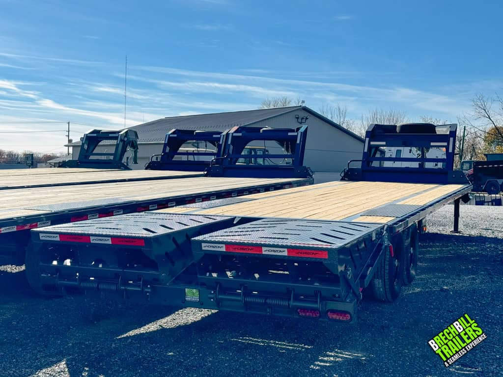 Full view of the GN-FTZ30 Horizon flatdeck trailer