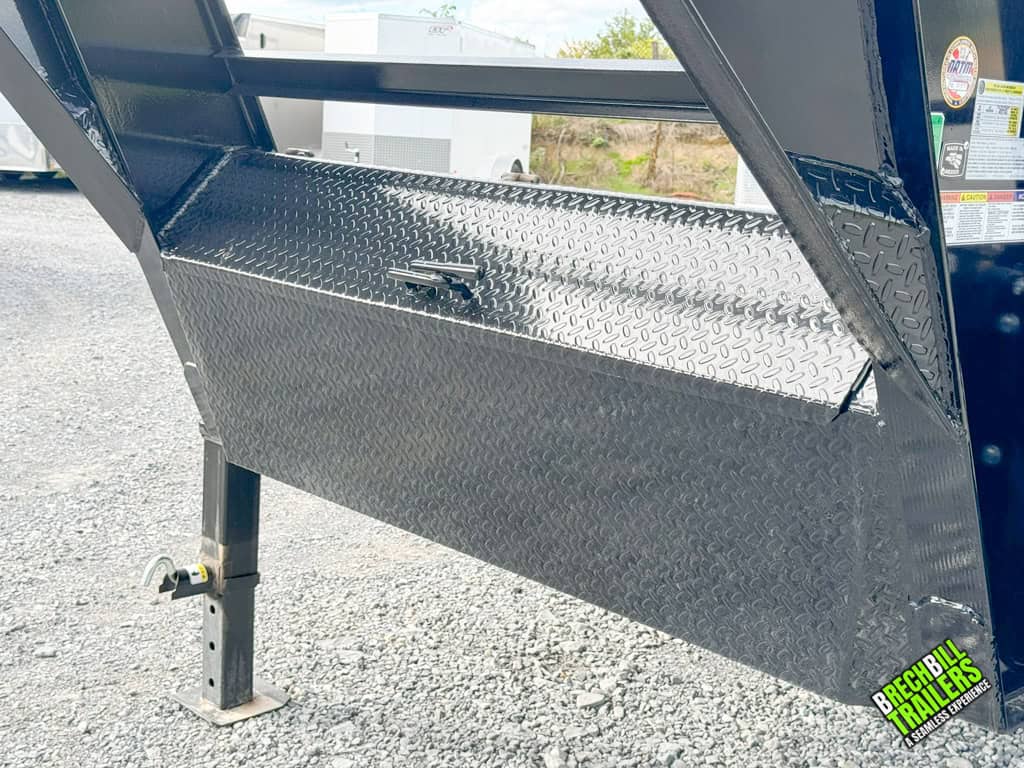 Close view of the black gooseneck.
