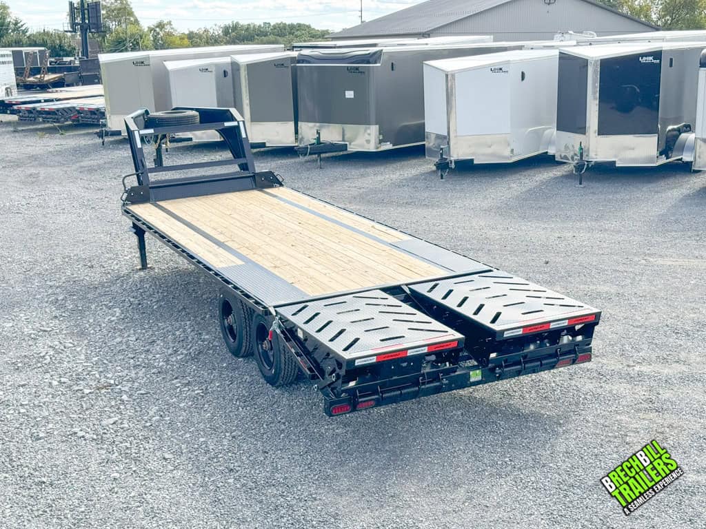 Back view of the Horizon 24ft Flatdeck Gooseneck Trailer with ramps.