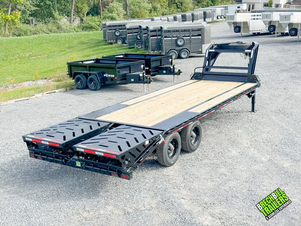 Full view of the Horizon 24ft Flatdeck Gooseneck Trailer for sale at Brechbill Trailers.