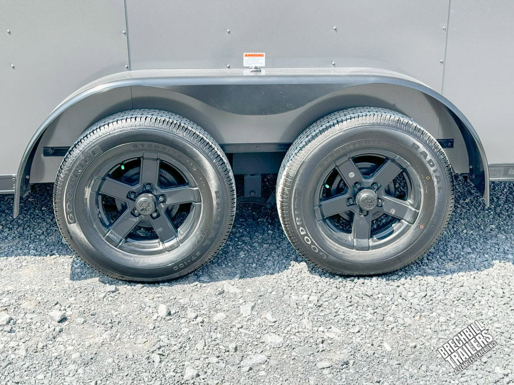 Nice black wheels and new tires.